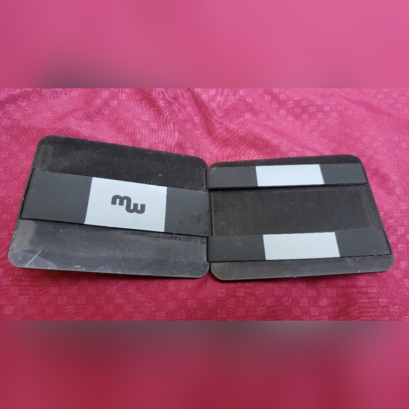 Wallet - Picture 2 of 4